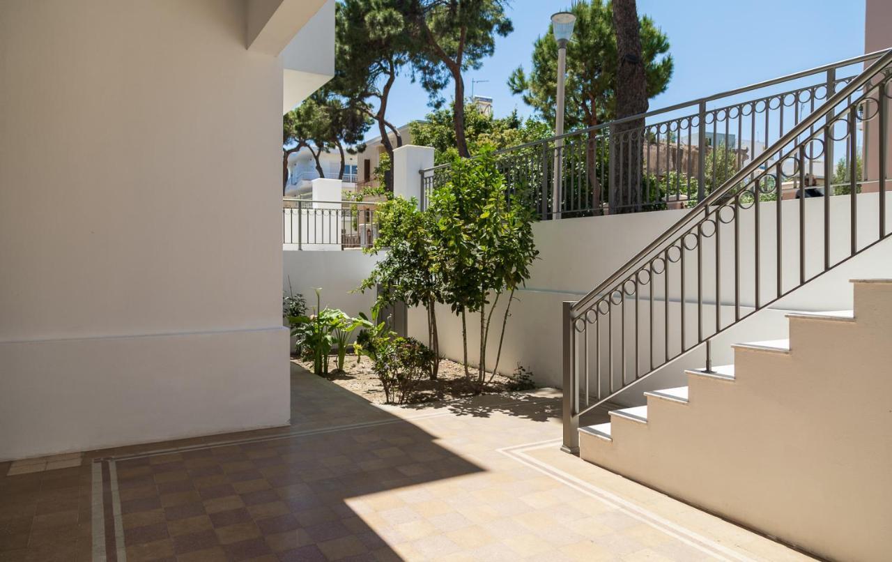 Angelana Luxury Apartments Rhodes City Екстер'єр фото